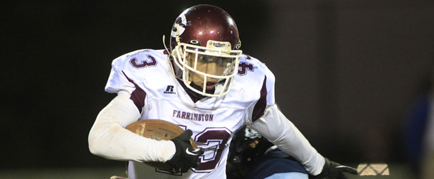 Running back Sanele Lavatai picked up yards against Kamehameha on Aug. 16. (Krystle Marcellus / Star-Advertiser)