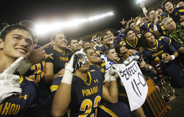 Punahou celebrated its 2013 state title win over Mililani. Photo by Jamm Aquino/Star-Advertiser.