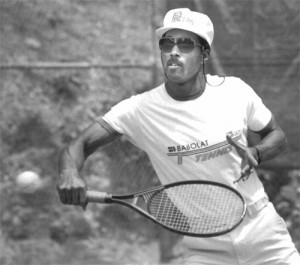 Dwight Holiday stayed active after his basketball career ended, here is a throwback picture of him playing tennis in 1986.  