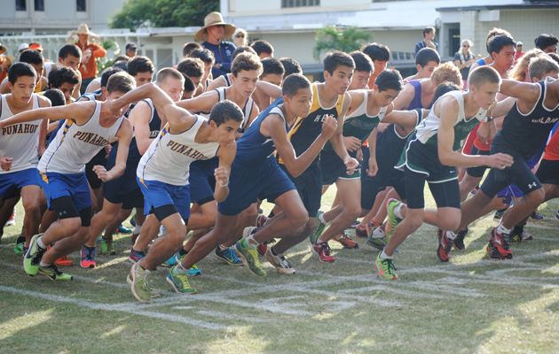Runners at the start of the boys ILH cross country race on Saturday. (Jerry Campany / Star-Advertiser)