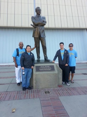John Wooden statue at Pauley Pavilion. (Photo courtesy of Punahou basketball team) 