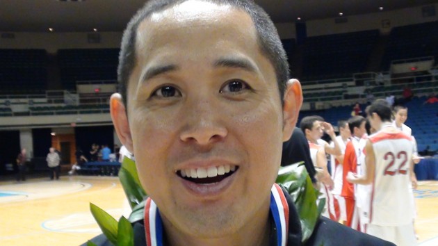 Coach Dean Shimamoto of ‘Iolani. (Paul Honda / Star-Advertiser)