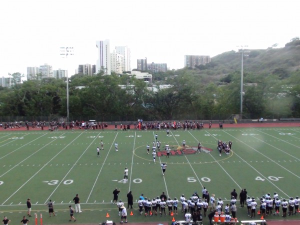 Scorching hot afternoon at Roosevelt's Ticky Vasconcellos Stadium. The Farrington-Kapolei JV game (pictured) is almost over. Varsity to follow. 