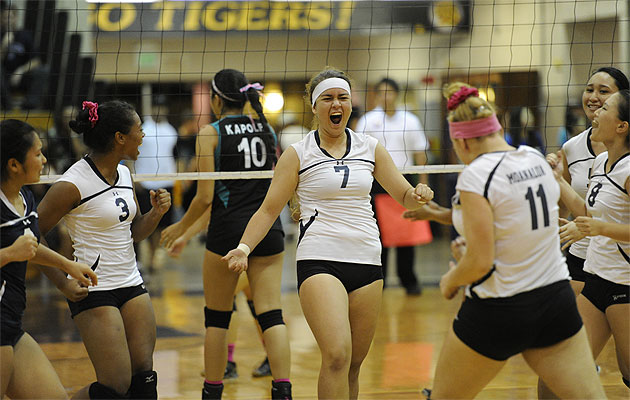 Moanalua’s Baylei Furman  celebrates a point in the OIA championship match. Bruce Asato / Star-Advertiser