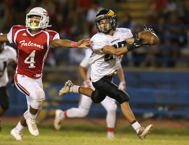 Nanakuli's Brandon Sevellino hauled in a pass in the Golden Hawks' 48-35 win over Kalani last week. Photo by Darryl Oumi/Special to the Star-Advertiser