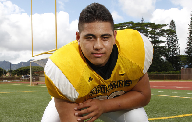 Mililani alum Jordan Agasiva has been ranked by 247sports as the No. 1 junior college recruit for 2017. Photo by Krystle Marcellus/Star-Advertiser