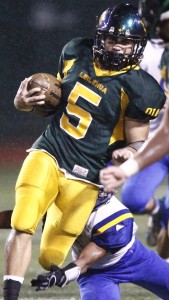 Ikaika Piceno has been one person Leilehua can count on to move the chains this year. Jamm Aquino/Star-Advertiser.
