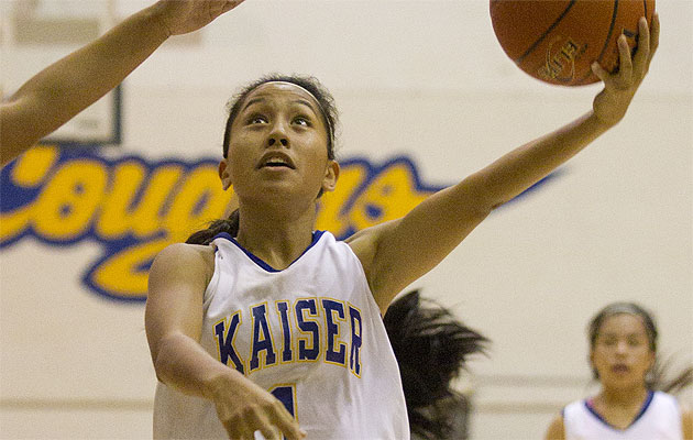 Roselyn Shimaoka was one of Kaiser's best players last year. Cindy Ellen Russell / Honolulu Star-Advertiser