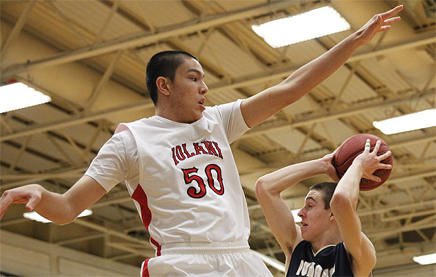 Hugh Hogland played huge for Iolani last year and is game grows more every day. Jamm Aquino / Honolulu Star-Advertiser