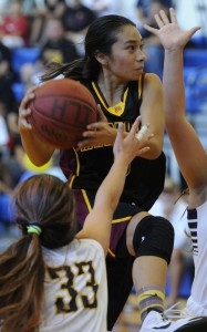 Alexis Delovio give Maryknoll a player who can drive to the hoop. Bruce Asato / Star-Advertiser