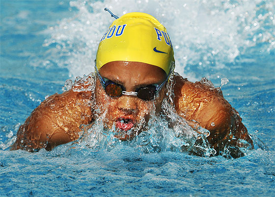 Jasmine Mau has made a successful transition from Punahou to college. Dennis Oda / Star-Advertiser