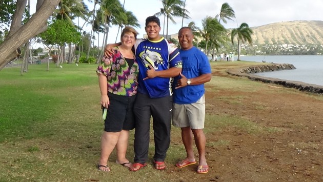 Michael Eletise with his mom, Marie, and dad, Nofo. Paul Honda/Star-Advertiser
