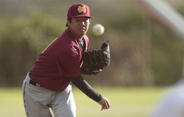 No. 1 seed Maryknoll needed a seventh-inning comeback to advance to the Division II state semifinals. Photo by Krystle Marcellus/Star-Advertiser.