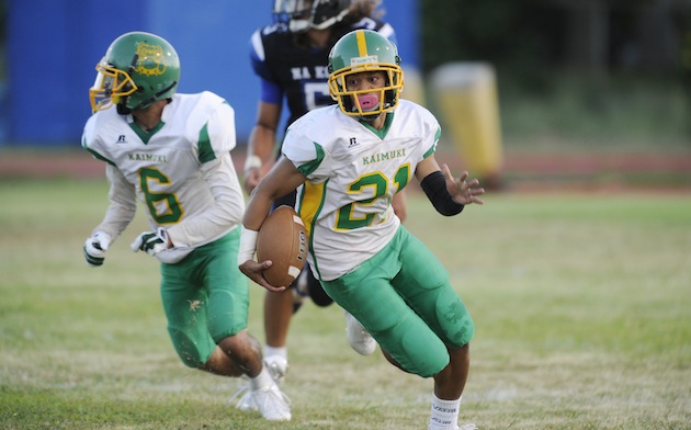 Sean Noda led Kaimuki in rushing with 716 yards and eight touchdowns in 2014. Photo by Bruce Asato/Star-Advertiser.