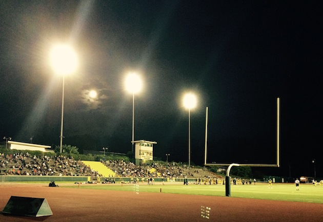 Leilehua gets ready to host No. 9 Waianae. Photo by Jamm Aquino/Star-Advertiser.