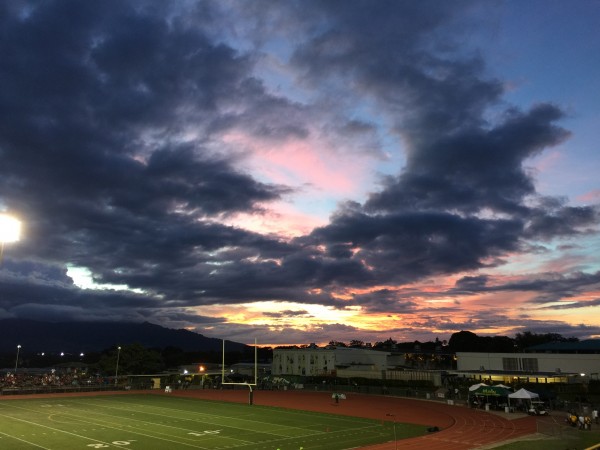 Is this a horseshoe (mule shoe?) over Leilehua High School? 