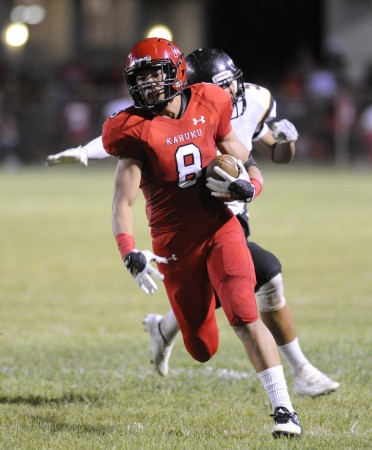 Kahuku set a school record for points scored Friday night against McKinley. Photo by Bruce Asato/Star-Advertiser.