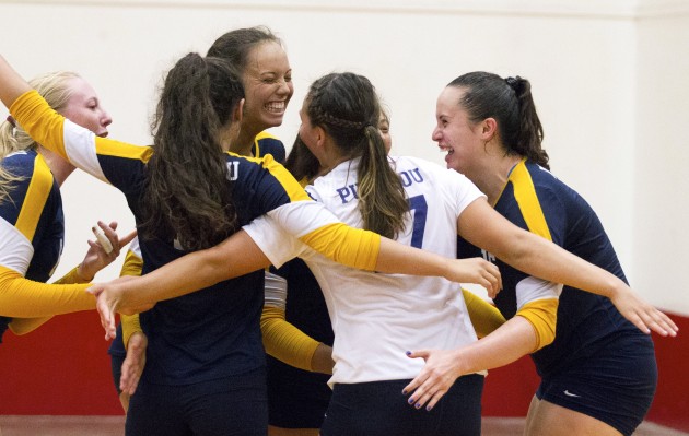 Punahou celebrated a point at the Ann Kang Tournament. Cindy Ellen Russell / Star-Advertiser