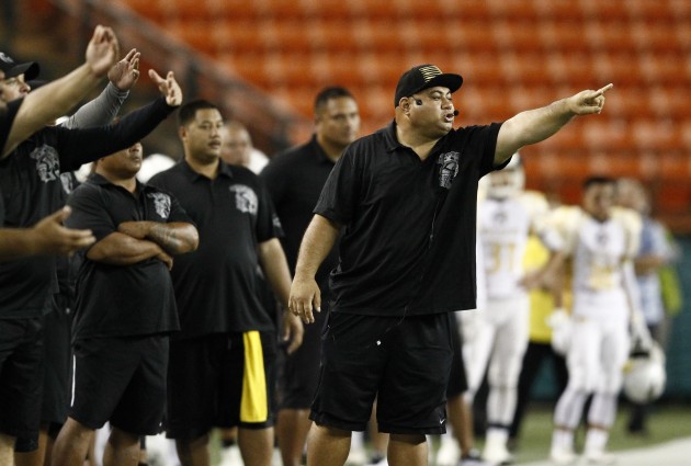 Mililani coach Rod York is getting more out of his defense in the last two games. Photo by Jamm Aquino/Star-Advertiser.