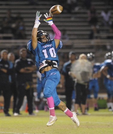 Ty-Noah Williams had his way with Castle on Friday. Bruce Asato / Star-Advertiser.