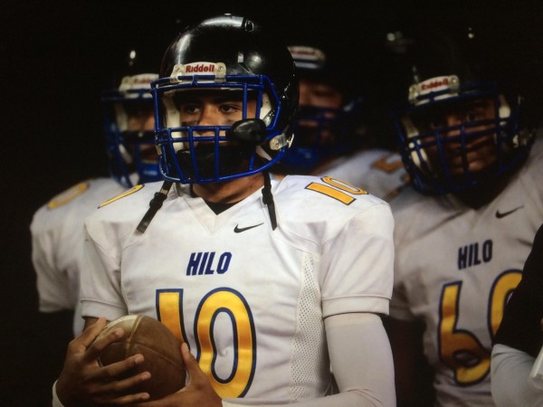 Hilo's Ka'ale Tiogangco and the Vikings ready for battle. No BIIF team has ever won a state tournament game at Aloha Stadium. Photo by Jamm Aquino/Star-Advertiser.