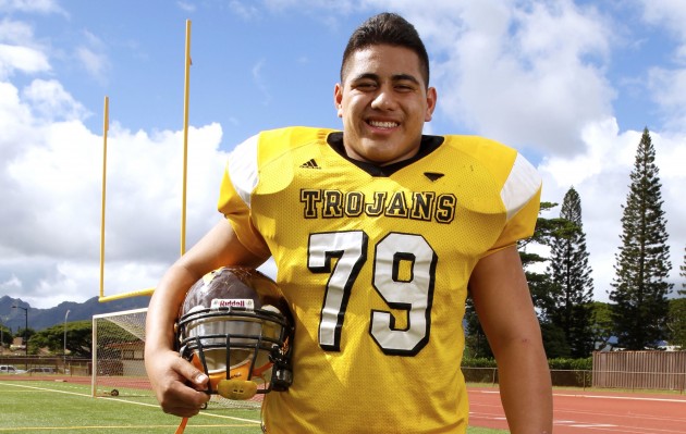 Former Mililani all-state offensive lineman Jordan Agasiva is piling up the recruiting offers. Photo by Krystle Marcellus/Star-Advertiser.