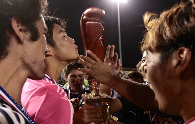 Punahou's Tyler Ohata won both the Honolulu Star-Advertiser and Gatorade state player of the year awards after leading the Buffanblu to the 2016 state championship. Jamm Aquino / Star-Advertiser