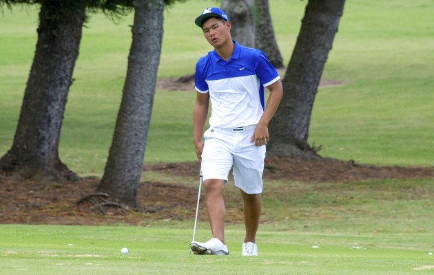 Moanalua senior Jun Ho Won captured his second straight OIA boys golf title last week at Turtle Bay. His closing hole putt is one of two highlights from the day in the accompanying video. Craig T. Kojima / Honolulu Star-Advertiser.