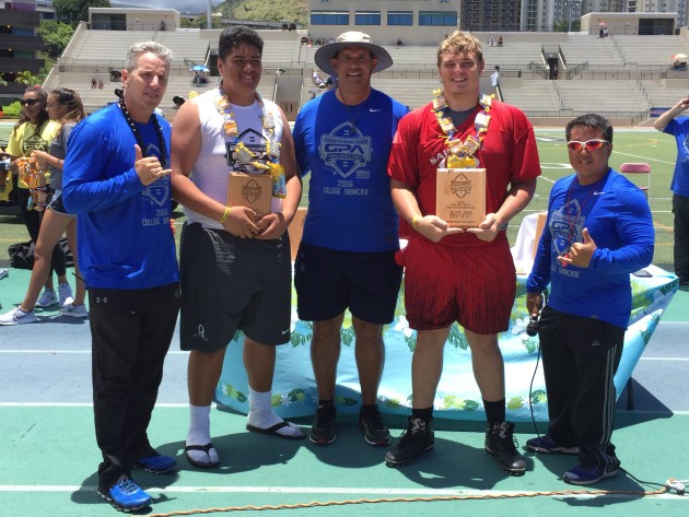 Saint Louis OL Michael Minihan, second from right, has committed to Georgia Tech. Photo by Paul Honda/Star-Advertiser.