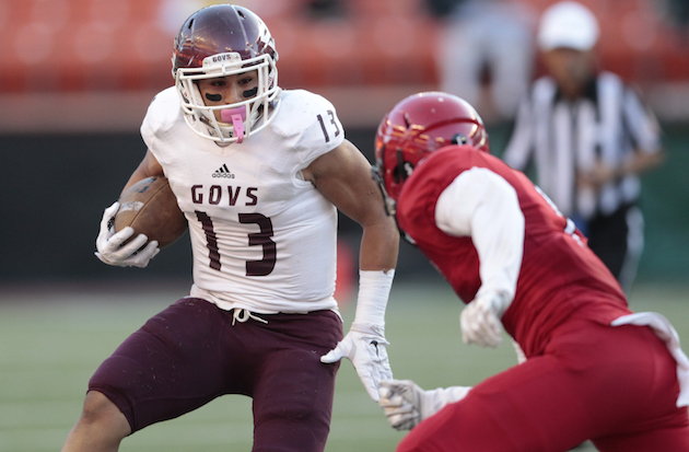 Farrington senior Challen Faamatau is the latest in a long line of great Govs running backs. Photo by Jamm Aquino/Star-Advertiser.