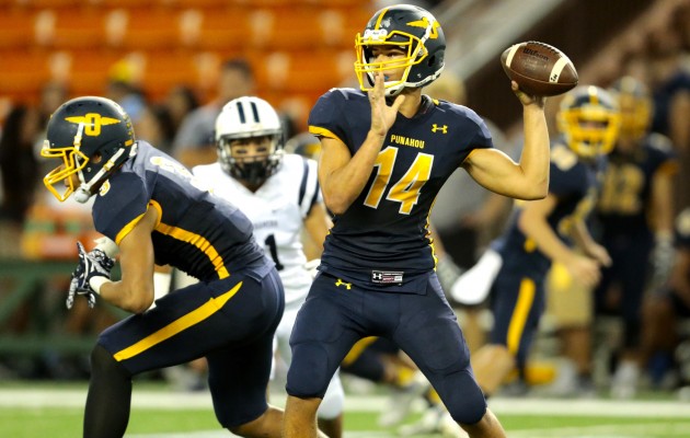 Punahou's Nick Kapule has thrown 29 touchdowns this season and holds the top two single-game passing marks in school history. Photo by Jamm Aquino/Star-Advertiser.