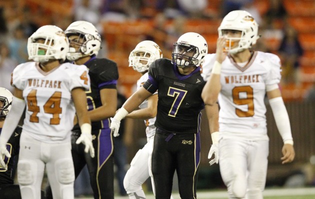 Damien's Kaimana Cameron watched his 41-yard field goal through the uprights for a 43-43 tie in the second overtime of Friday night's 50-49 triple overtime victory over Pac-Five at Aloha Stadium. Jamm Aquino / Honolulu Star-Advertiser.
