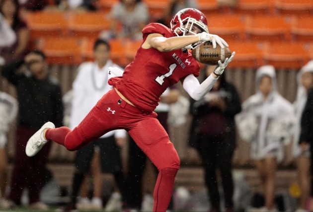 Kahuku defensive back Kekaula Kaniho has six interceptions this season and returned five of them for touchdowns. Photo by Jamm Aquino/Star-Advertiser.