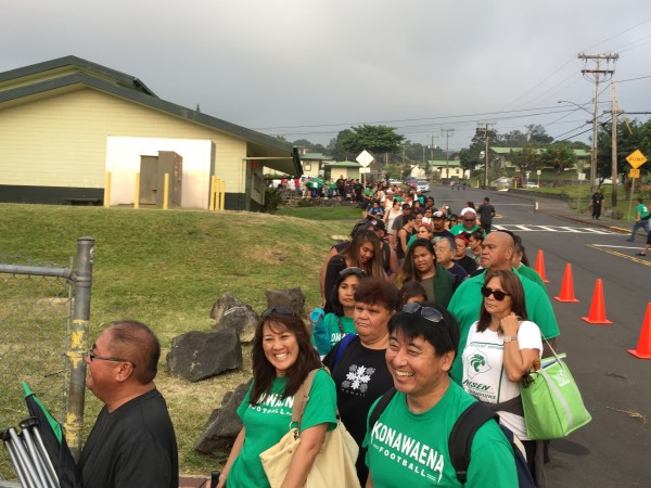 Two lines enter the Julian Yates Field. Some fans had waited since noon. A crowd of 3,000 is expected for the Lahainaluna-Konawaena state-tournament game. Saturday, Nov. 12, 2016.