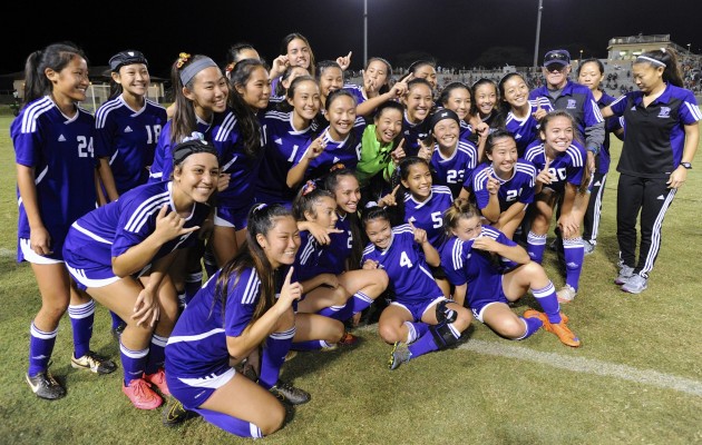 Pearl City players celebrate their win in the HHSAA Division 1 Girls Soccer Championship at Waipio Peninsula Soccer Complex , Saturday, February 20, 2016. Bruce Asato / Star-Advertiser