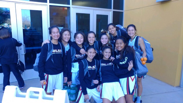 The ‘Iolani Raiders after an opening-round win over Fremont (Neb.), Monday, Dec. 19, 2016. Photo/Dean Young