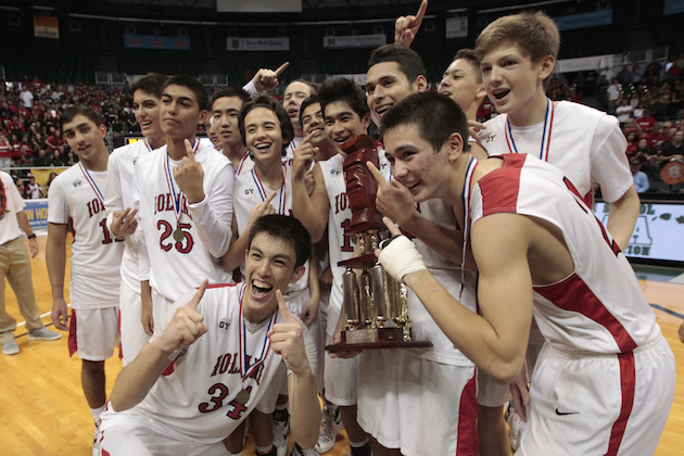 Everyone will be gunning to dethrone defending state champion 'Iolani in 2017. Photo by Jamm Aquino/Star-Advertiser.