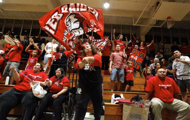 The Kahuku faithful celebrated the Red Raiders' OIA Division I boys basketball title. Photo by Cindy Ellen Russell/Star-Advertiser.