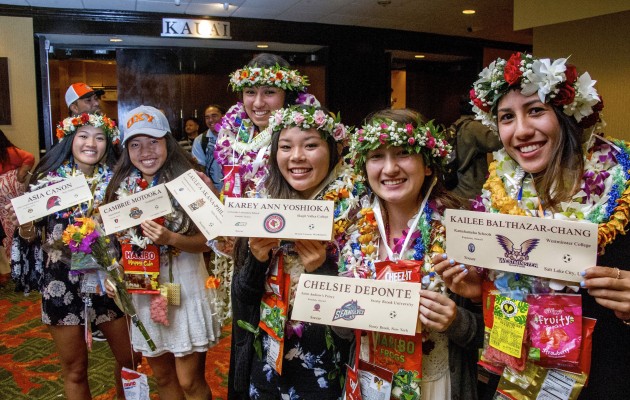 Letter of intent signing for high school athletes at Sheraton Waikiki.  Asia Canon, Cambrie Motooka, Laule'a Akana-Phillips, Karey-Ann Yoshioka, Chelsie DePonte, and  Kailee Balthazar-Chang after signing. Craig Kojima / Star-Advertiser