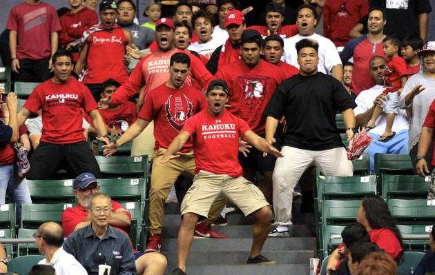 Kahuku fans celebrated the Red Raiders' first boys basketball state title. Photo by Cindy Ellen Russell/Star-Advertiser.