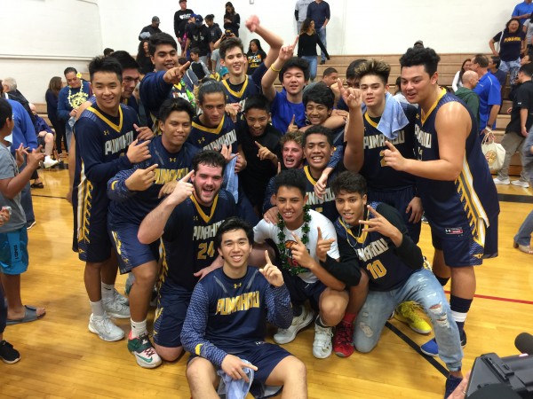 For the second time in thre years, Punahou won the ILH boys basketball championship. (Feb. 11, 2017) Paul Honda/Star-Advertiser