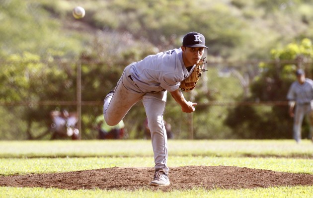 Kamehameha's Li'i Pontes held Punahou to one earned run and struck out five in six innings to earn the win Tuesday. Photo by Cindy Ellen Russell/Star-Advertiser.