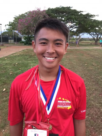 Phuc Huynh of ‘Iolani won the ILH boys title on Wednesday. (Apr. 19, 2017) Paul Honda/Star-Advertiser