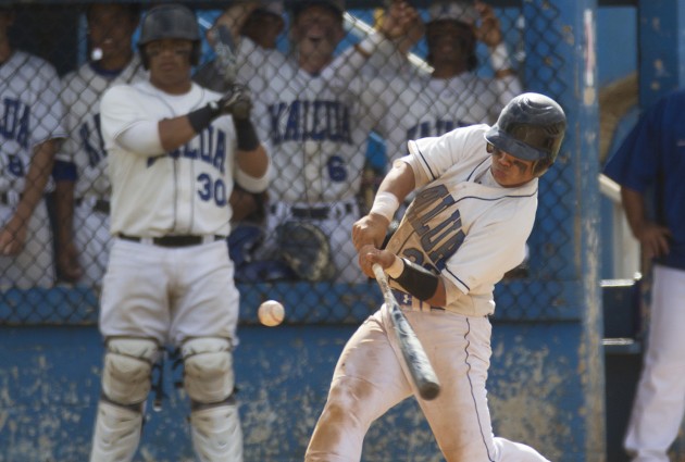 Kailua's Jalen Ah Yat connected for an infield single in the fourth inning of a 3-2, 10-inning win over Pearl City on Thursday. Ah Yat went 3-for-4 and singled home the winning run in the bottom of the 10th inning to push Kailua into the OIA semifinals against Mililani at Les Murakami Stadium on Friday. Cindy Ellen Russell / Honolulu Star-Advertiser.