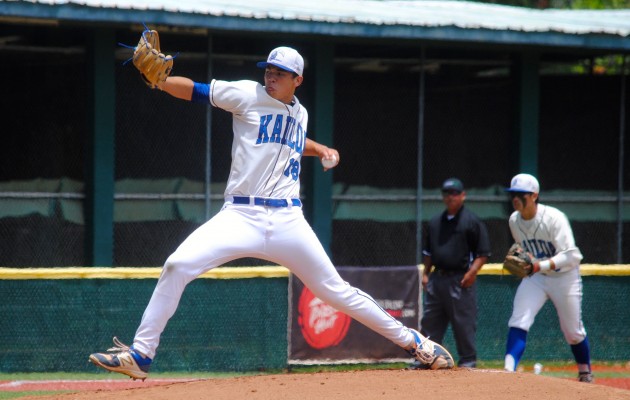 Kailua's Joey Cantillo gave up just four hits in 6 1/3 innings but took the loss in the state quarterfinals to Waiakea. Jerry Campany / Honolulu Star-Advertiser.