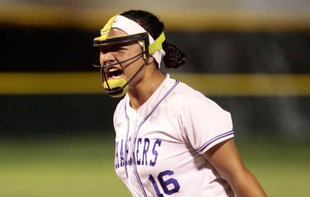 Pearl City's Tyanna Kaaialii won't have much time to rest between the Chargers' opening-round game and quarterfinal matchup in the state softball tournament. Photo by Jamm Aquino/Star-Advertiser.