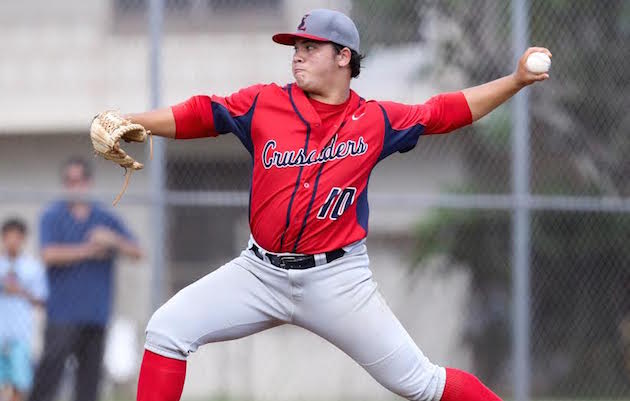 Saint Louis lefty Dawson Yamaguchi took a no-hitter into the sixth inning and pitched the Crusaders to their first ILH title since 2011. Photo by Darryl Oumi/Special to the Star-Advertiser.