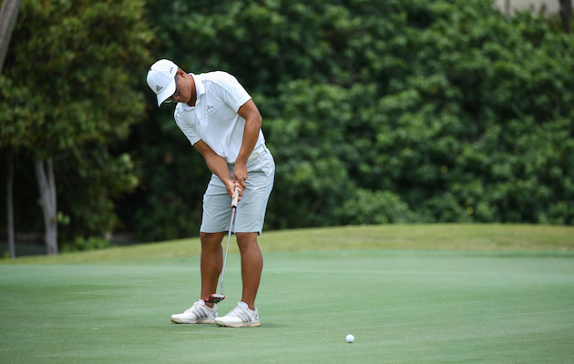 Moanalua senior Jun Ho Won putted for birdie on hole No. 5 at Kaanapali Golf Course during the first round of the David S. Ishii Foundation/HHSAA Golf State Championships on Thursday. Photo courtesy Aric Becker. 
